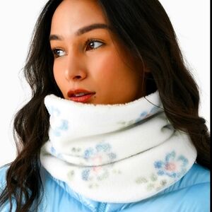 Bogner Loveshackfancy Arian Fleece  Gaiter Neck warmer Loveshackfancy Scarf